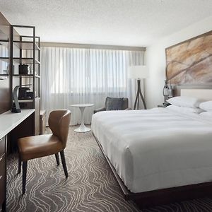 Standard Zimmer mit Zugang für Rollstuhlfahrer mit Kingsize-Bett